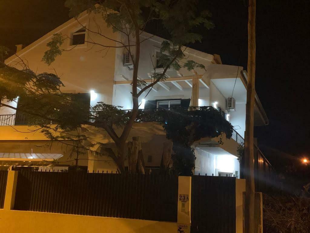House Blz Villa Charneca  Exterior photo